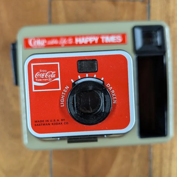 Kodak x Coca-Cola Vintage Instamatic Camera (OS)